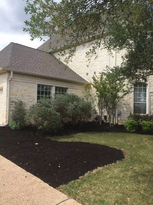 512 Lawn & Tree