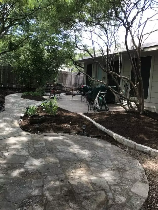 512 Lawn & Tree
