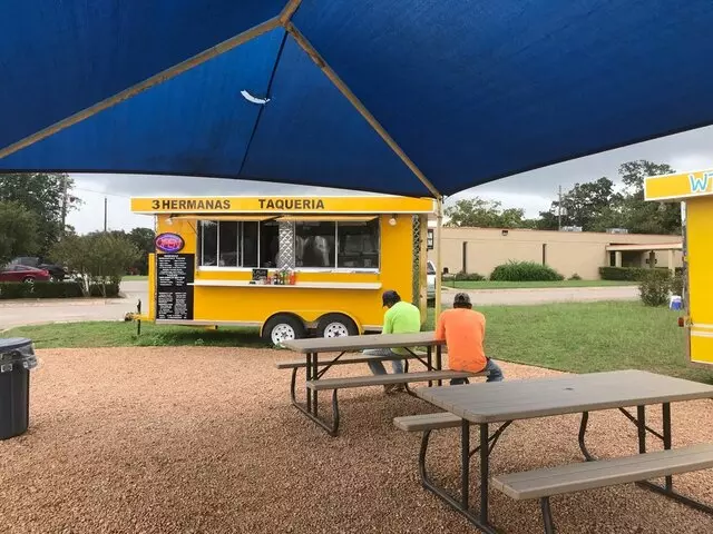 3 Hermanas Taqueria