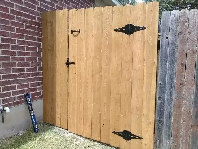 AR Wood Fencing
