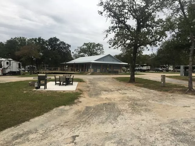 Austin East Koa