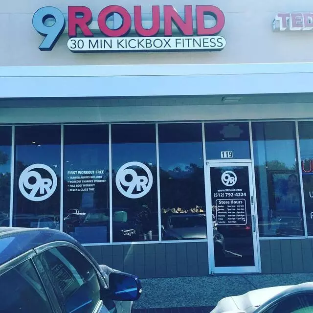 9Round - 30 Minute Kickbox Fitness