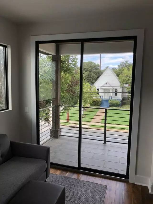 Austin Sliding Door & Window Repair