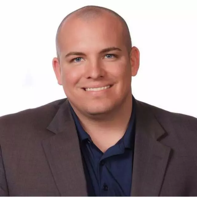 10 Agent - Exp Realty