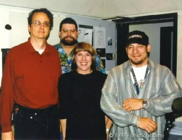 93.7 KLBJ