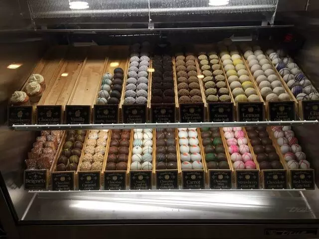 Angel Donuts & Treats
