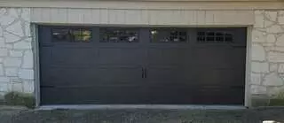 512 Garage Doors