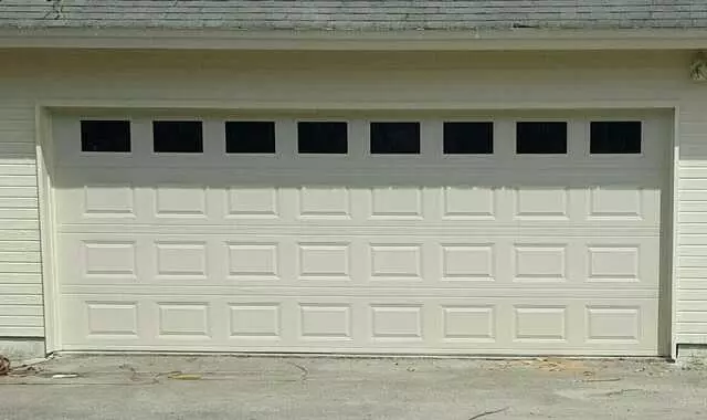 512 Garage Doors