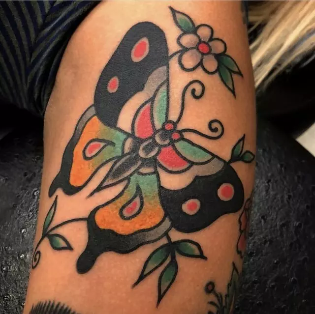Amillion Tattoos & Body Piercing