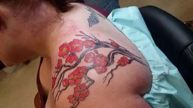 Amillion Tattoos & Body Piercing
