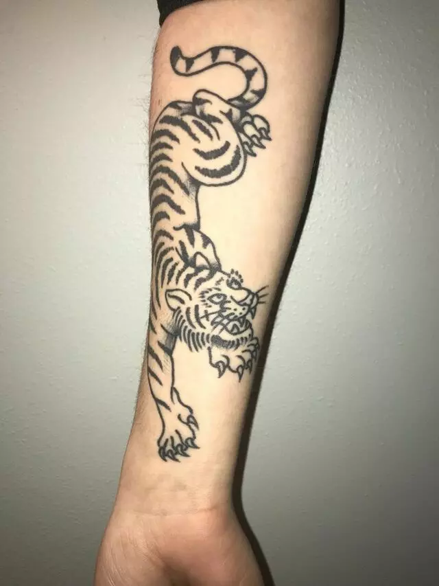 Amillion Tattoos & Body Piercing