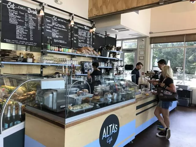Alta’s Cafe
