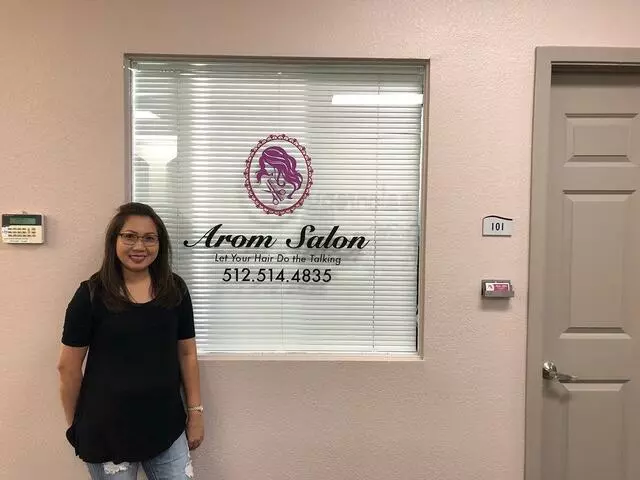 Arom Salon at Studio 101