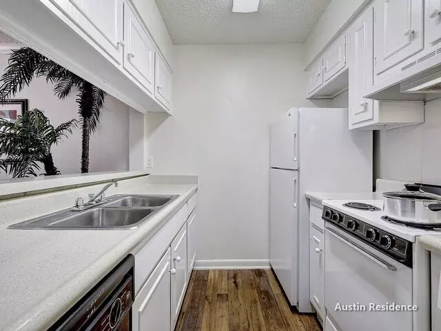 Aspenwood Apartments