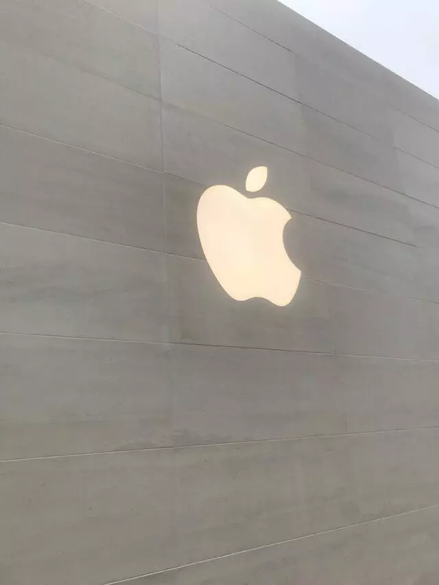 Apple Domain Northside