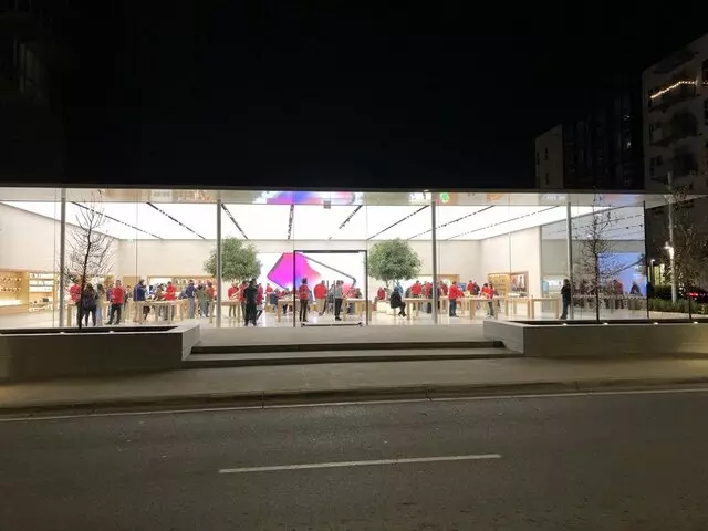 Apple Domain Northside