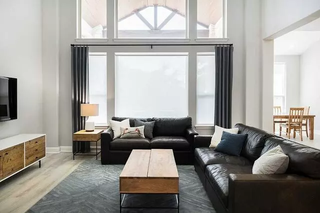 Austin’s Draperies & Blinds Unlimited