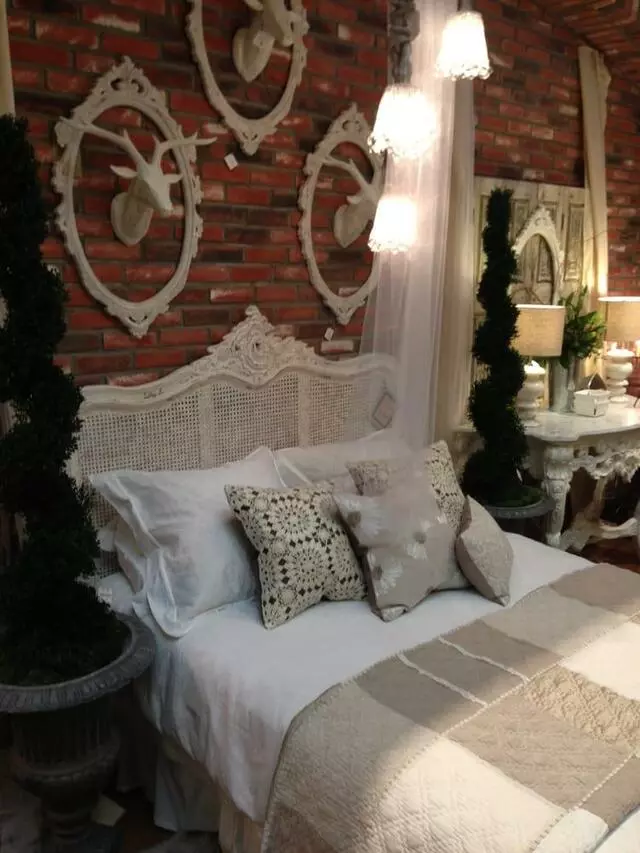 Arhaus