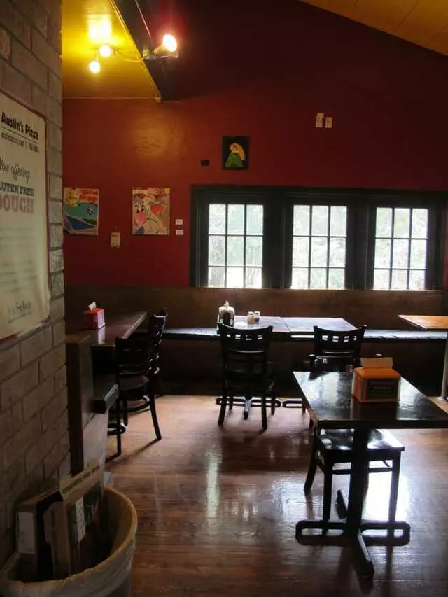 Austin’s Pizza - Westlake