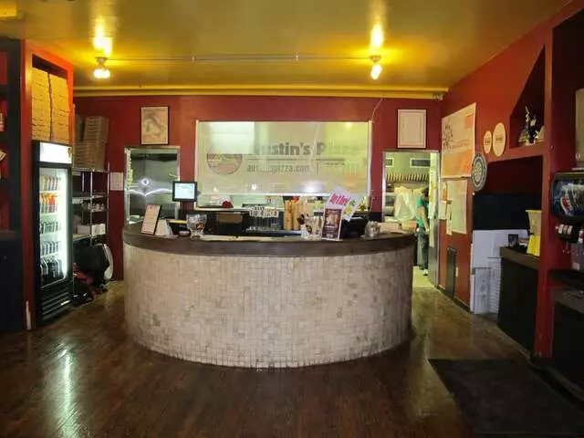 Austin’s Pizza - Westlake