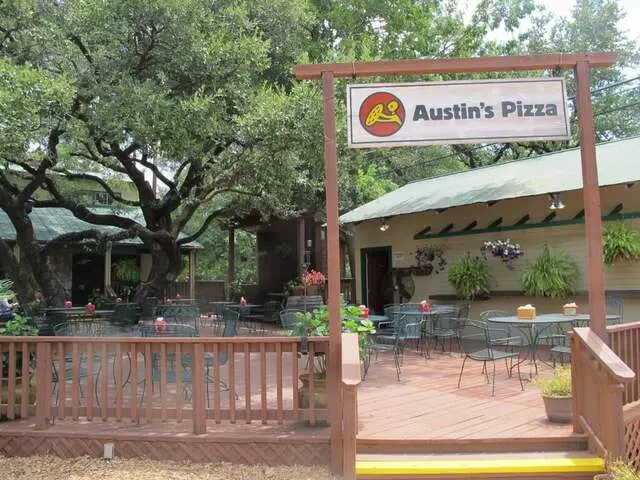 Austin’s Pizza - Westlake