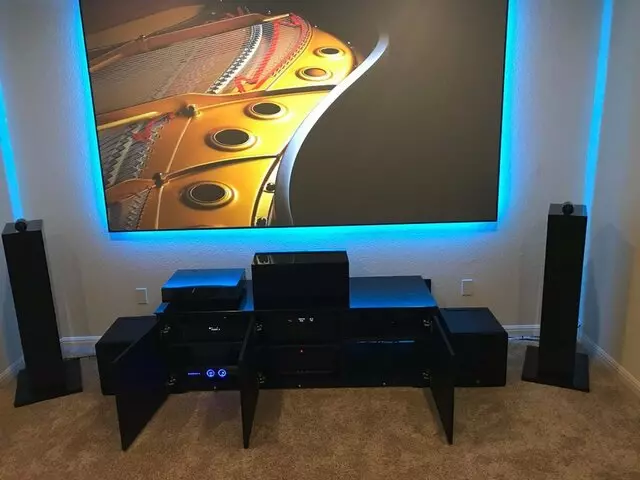 A&B TV
