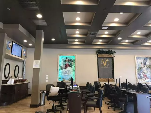 Austin Venetian Nails and Spa