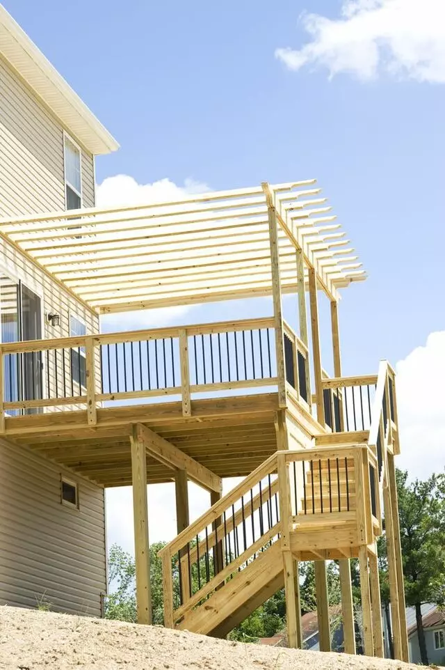 Austate Fence and Deck