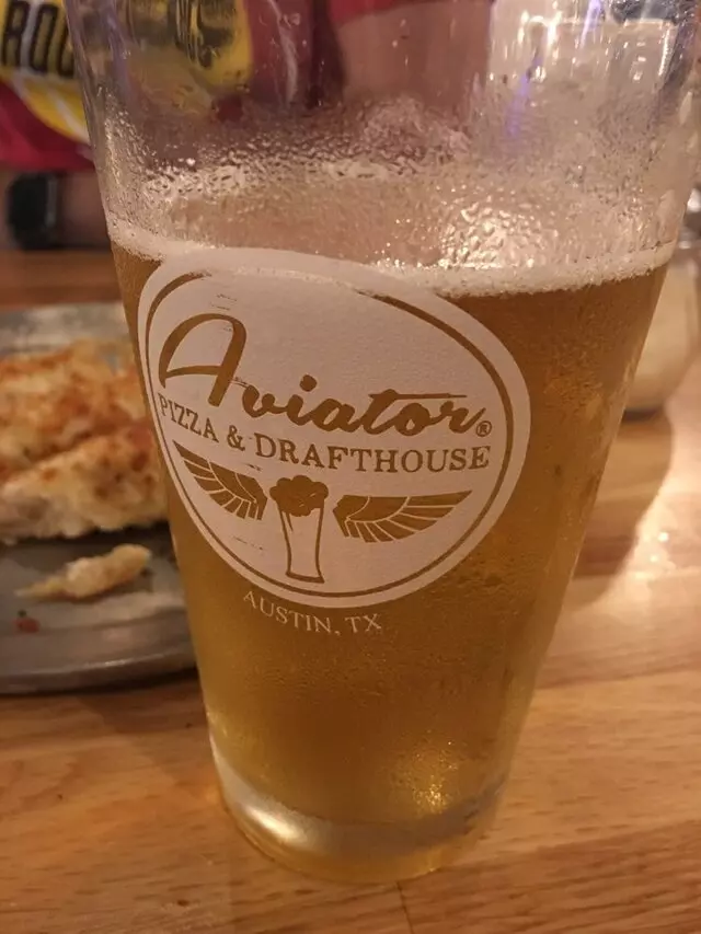 Aviator Pizza & Drafthouse