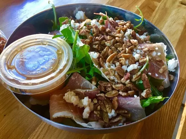 Aviator Pizza & Drafthouse