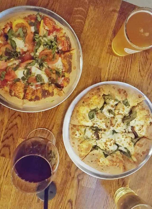 Aviator Pizza & Drafthouse