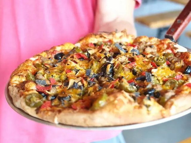 Aviator Pizza & Drafthouse