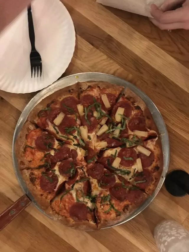 Aviator Pizza & Drafthouse