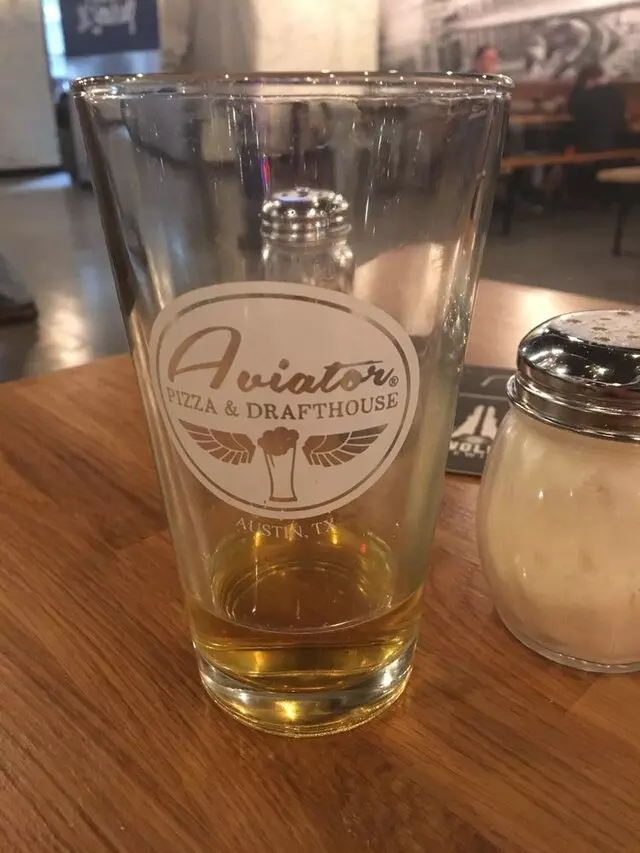 Aviator Pizza & Drafthouse