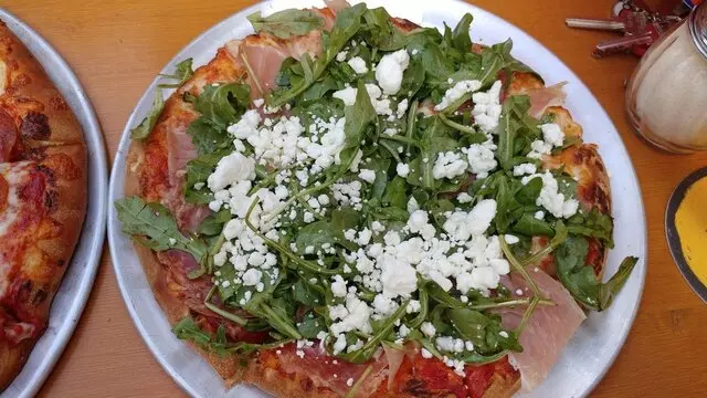 Aviator Pizza & Drafthouse