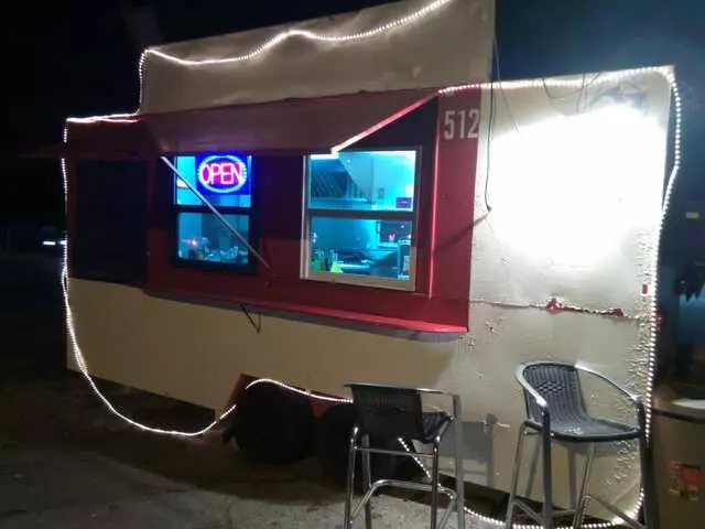 512 La Cocinita