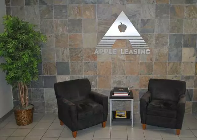 Apple Leasing