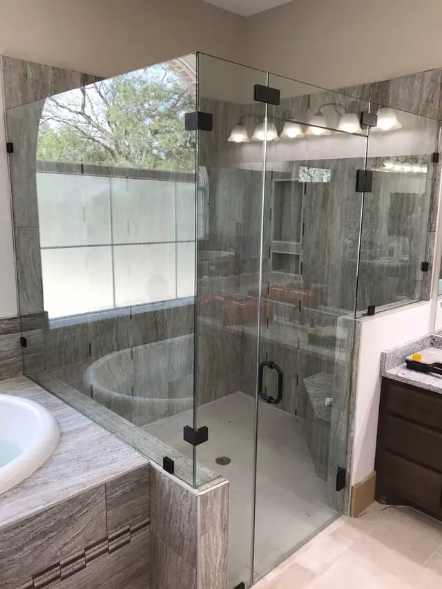 Arrow Glass & Mirror