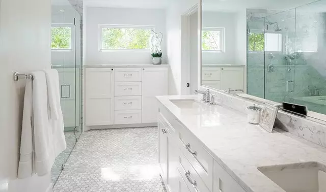 Arrow Glass & Mirror
