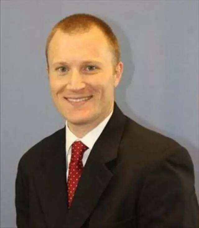 Allstate Insurance: Chris Lewis