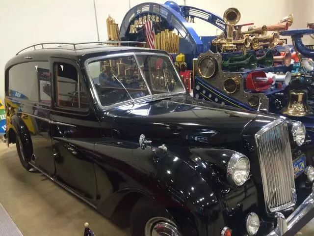 Austin Rock and Roll Car Museum