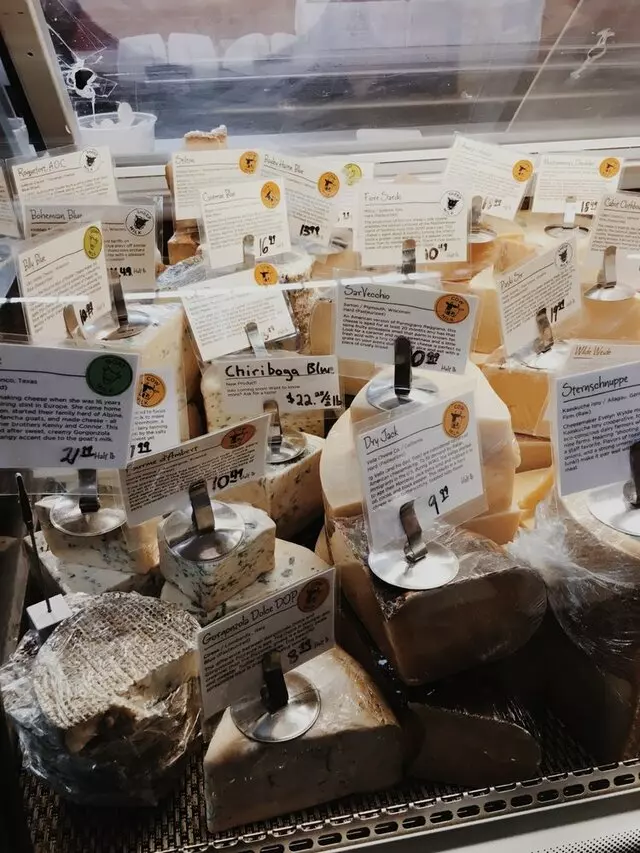 Antonelli’s Cheese Shop