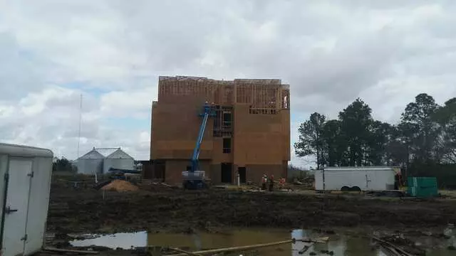 Awe’stin Contracting Elites