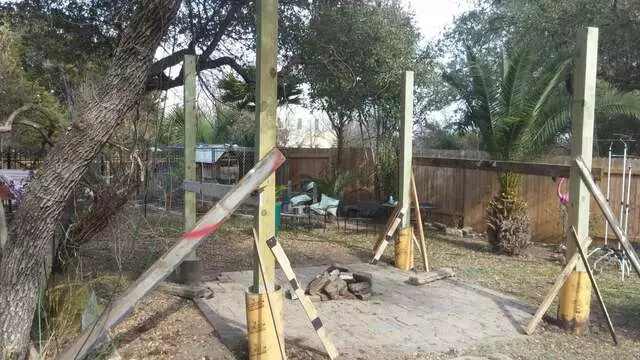 Awe’stin Contracting Elites