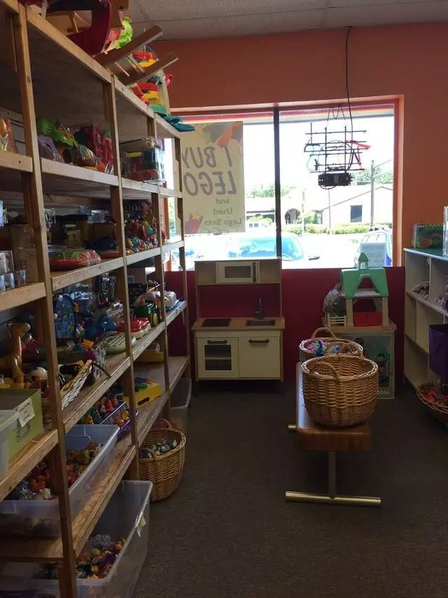 Anna’s Toy Depot
