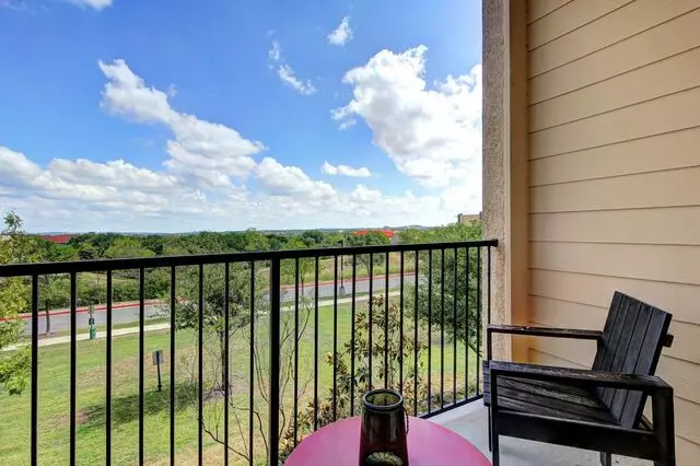 Avanti Hills At the Galleria