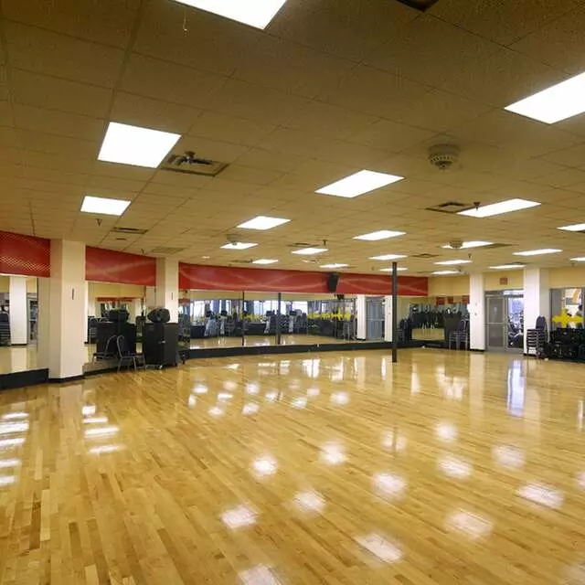 24 Hour Fitness - Austin