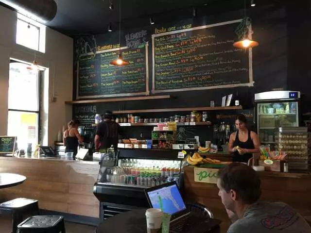 Blenders and Bowls - Downtown