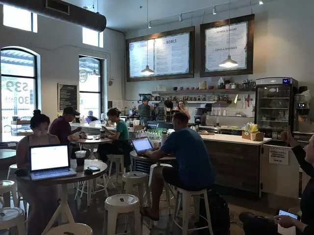 Blenders and Bowls - Downtown