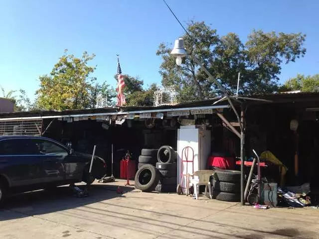 Auto Stop Used Tires